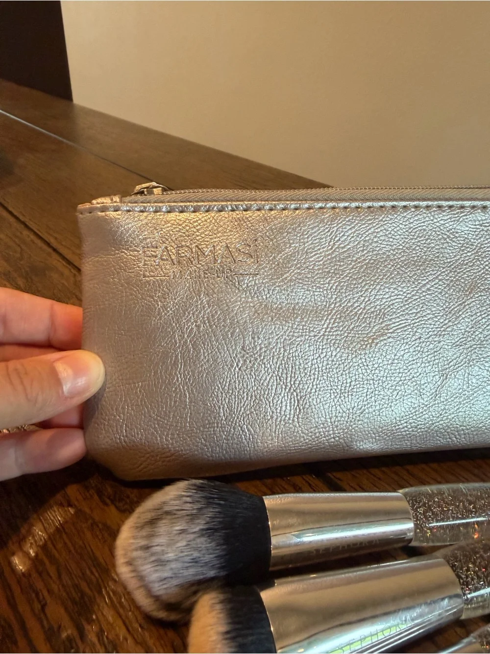 Lot of Makeup Brushes Assorted Sephora Brand farmasi pouch